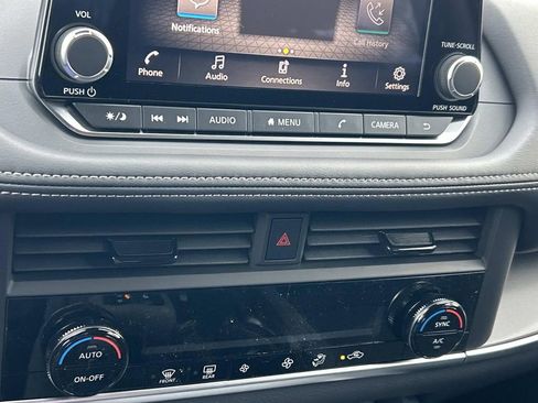 New 2026 Nissan Rogue SV FWD image 33