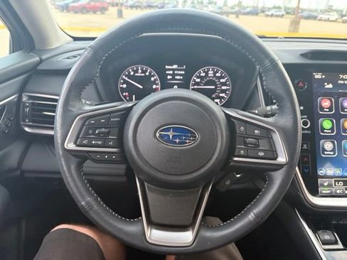 Used 2025 Subaru Outback Limited AWD/4WD image 10