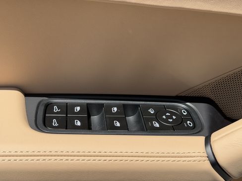 New 2026 Porsche Cayenne S AWD/4WD image 21
