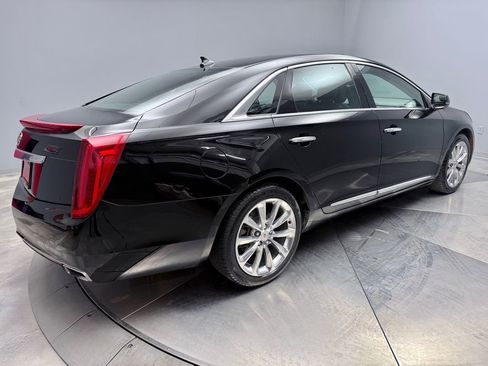 Used 2013 Cadillac XTS Luxury image 5