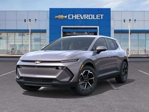 New 2026 Chevrolet Equinox EV LT w/ Comfort Package image 6