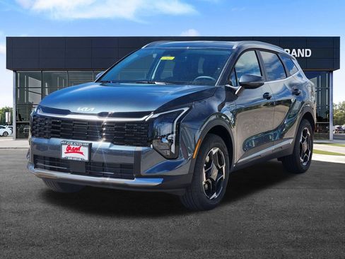 New 2026 Kia Sportage EX image 4