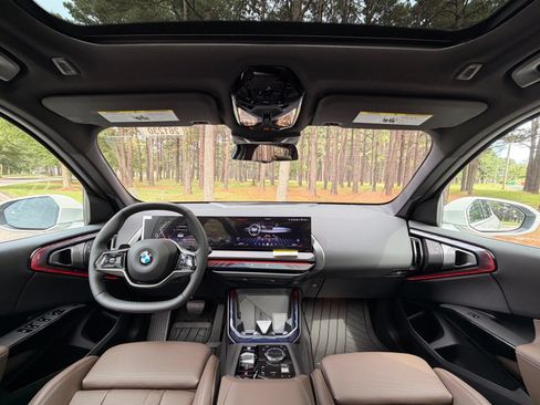 New 2026 BMW X3 xDrive30i w/ Convenience Package AWD/4WD image 2