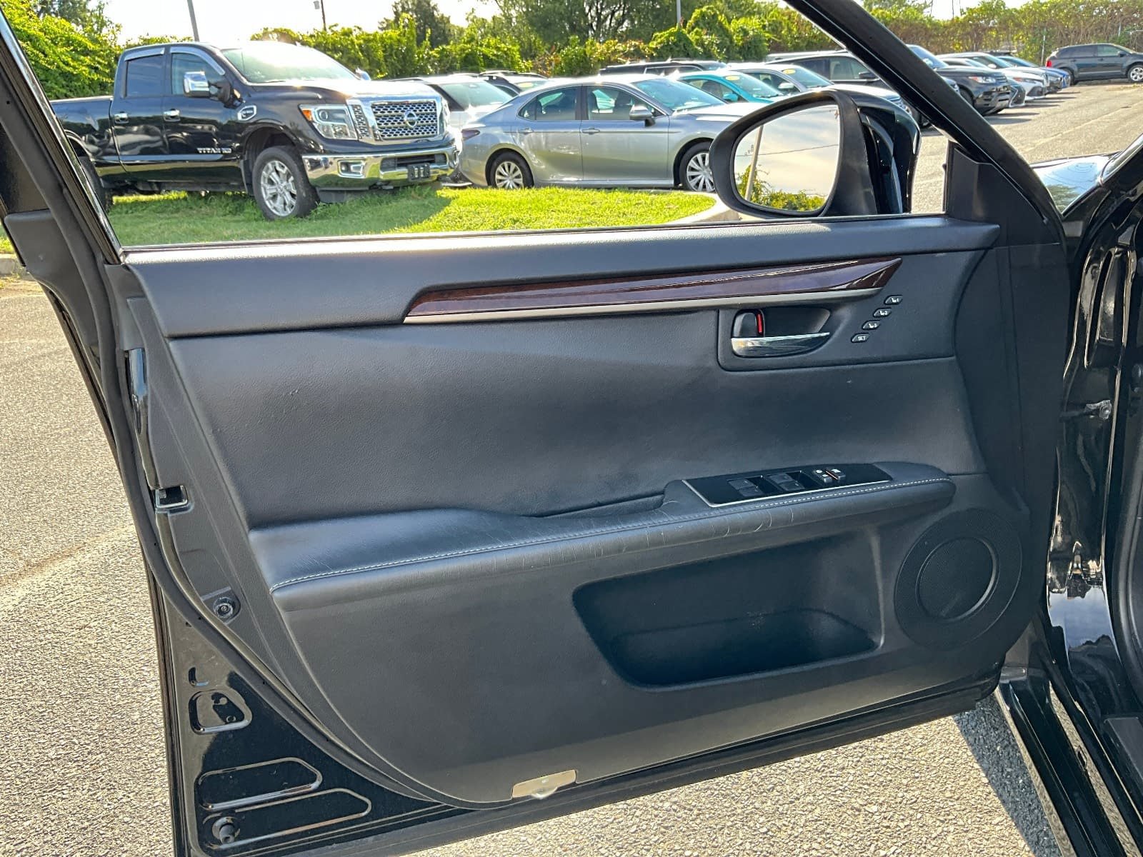 Used 2016 Lexus ES 350 w/ Luxury Package w/Wood Trim FWD image 16