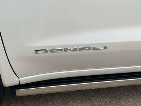 Used 2023 GMC Sierra 1500 Denali w/ Technology Package image 38