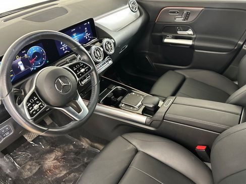 Used 2023 Mercedes-Benz GLA 250 image 9