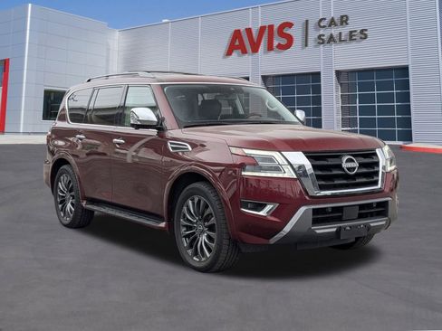 Used 2023 Nissan Armada Platinum w/ Captain's Chairs Package image 9