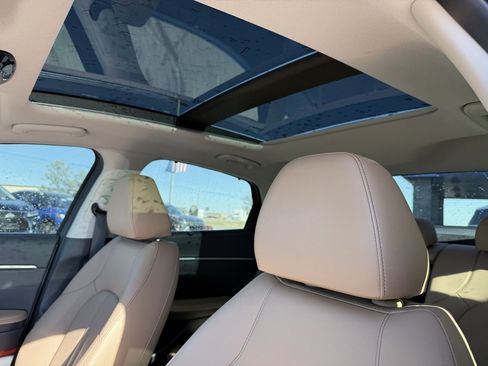 Used 2024 Hyundai Sonata Limited image 22