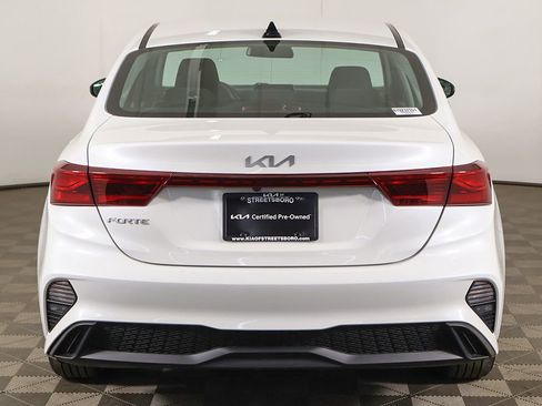 Used 2024 Kia Forte LXS w/ LXS Technology Package FWD image 11