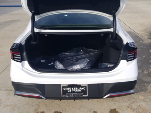 New 2026 Hyundai Sonata SE FWD image 23