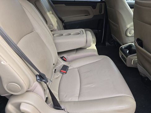 Used 2020 Honda Odyssey Elite image 19