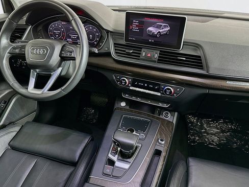 Used 2018 Audi Q5 2.0T Premium Plus w/ Premium Plus Package AWD/4WD image 6