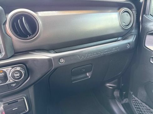 Used 2023 Jeep Wrangler Sport AWD/4WD image 26