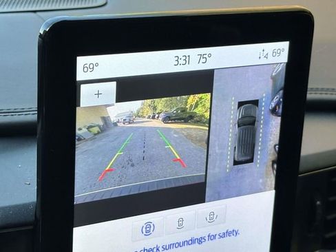 Used 2022 Ford Explorer Platinum w/ Equipment Group 601A image 23