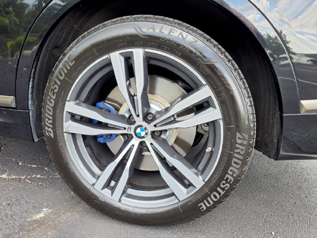 Used 2021 BMW X7 M50i AWD/4WD image 12