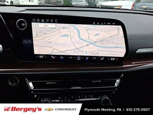 New 2026 Chevrolet Traverse Z71 w/ Driver Confidence Package image 9