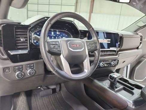 Used 2023 GMC Sierra 1500 SLT w/ SLT Premium Package AWD/4WD image 18