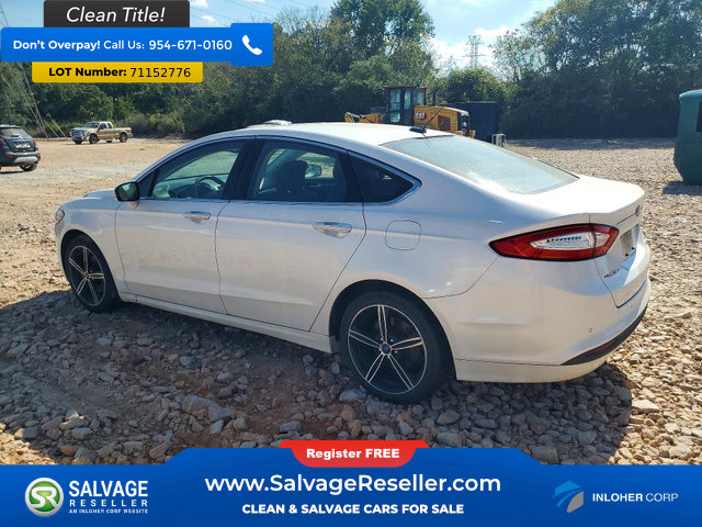 Used 2013 Ford Fusion SE FWD image 3
