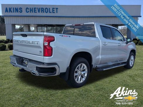 Used 2022 Chevrolet Silverado 1500 LTZ AWD/4WD image 4