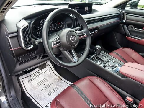 Used 2025 MAZDA CX-50 AWD 2.5 Hybrid w/ Premium Pkg image 11