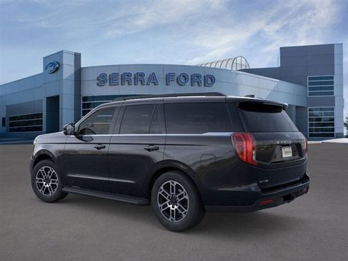 New 2025 Ford Expedition Active image 4