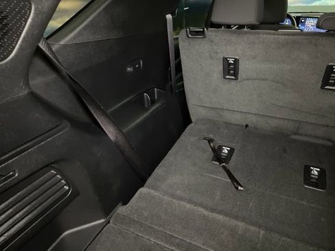 Used 2025 Chevrolet Traverse LT w/ Sun and Wheel Package image 58