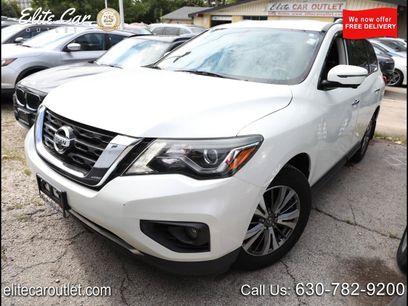 Used 2017 Nissan Pathfinder SL
