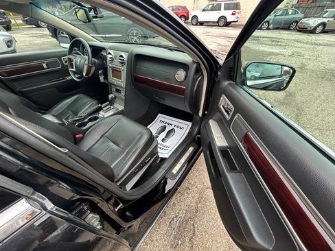 Used 2007 Lincoln MKZ AWD image 9