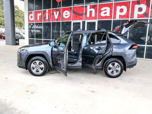 Certified 2025 Toyota RAV4 XLE w/ Convenience Package image 11