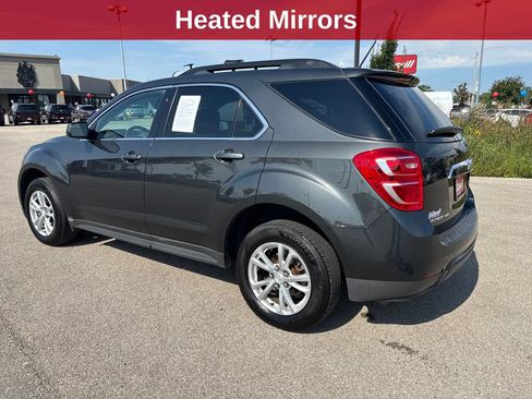 Used 2017 Chevrolet Equinox LT w/ Convenience Package AWD/4WD image 3