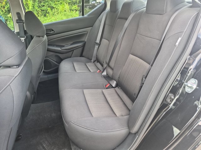 Used 2025 Nissan Altima 2.5 SV FWD image 24