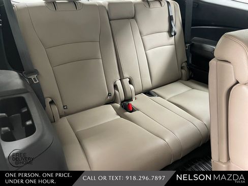 Used 2017 Honda Pilot Touring image 45