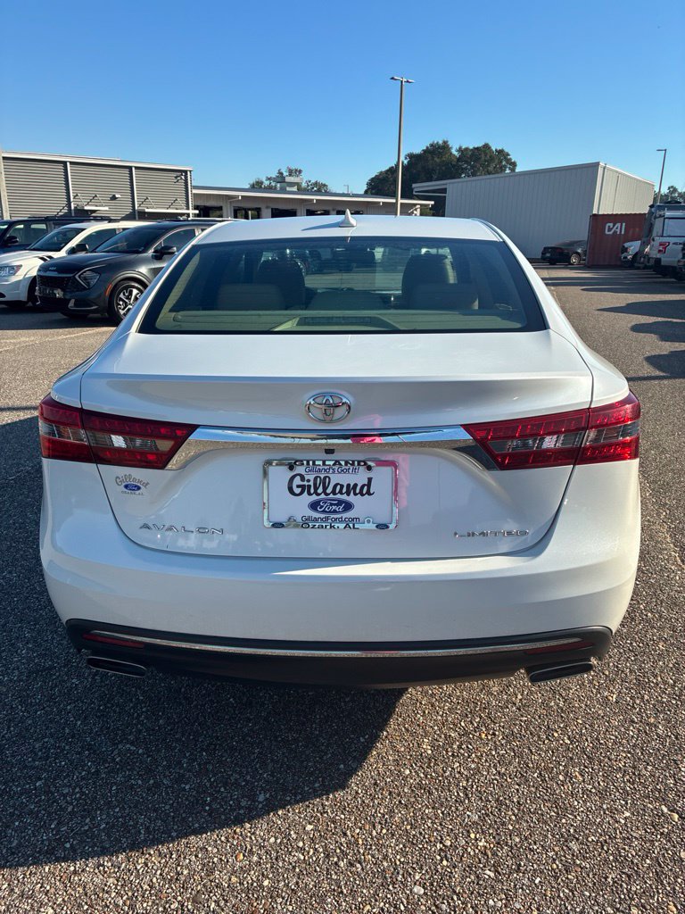 Used 2016 Toyota Avalon Limited w/ Toyota Safety Sense Package FWD image 8