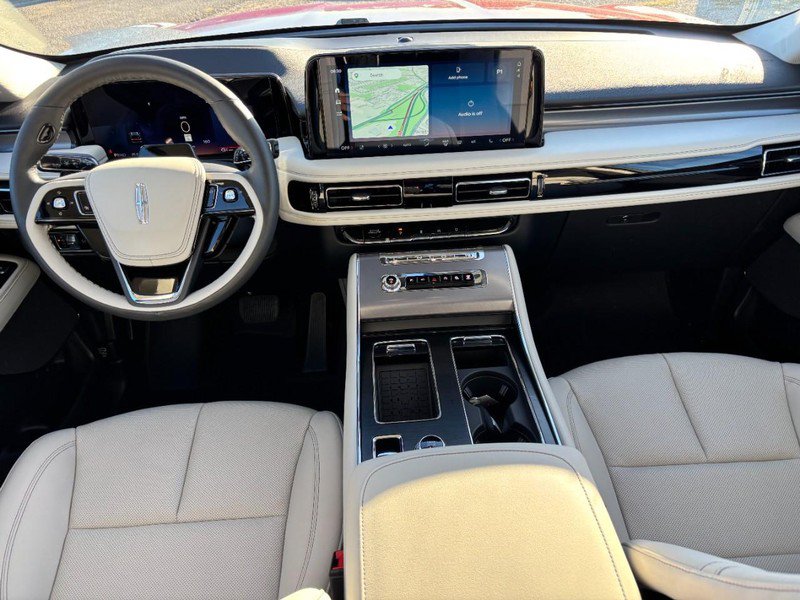 New 2027 Lincoln Aviator AWD image 14