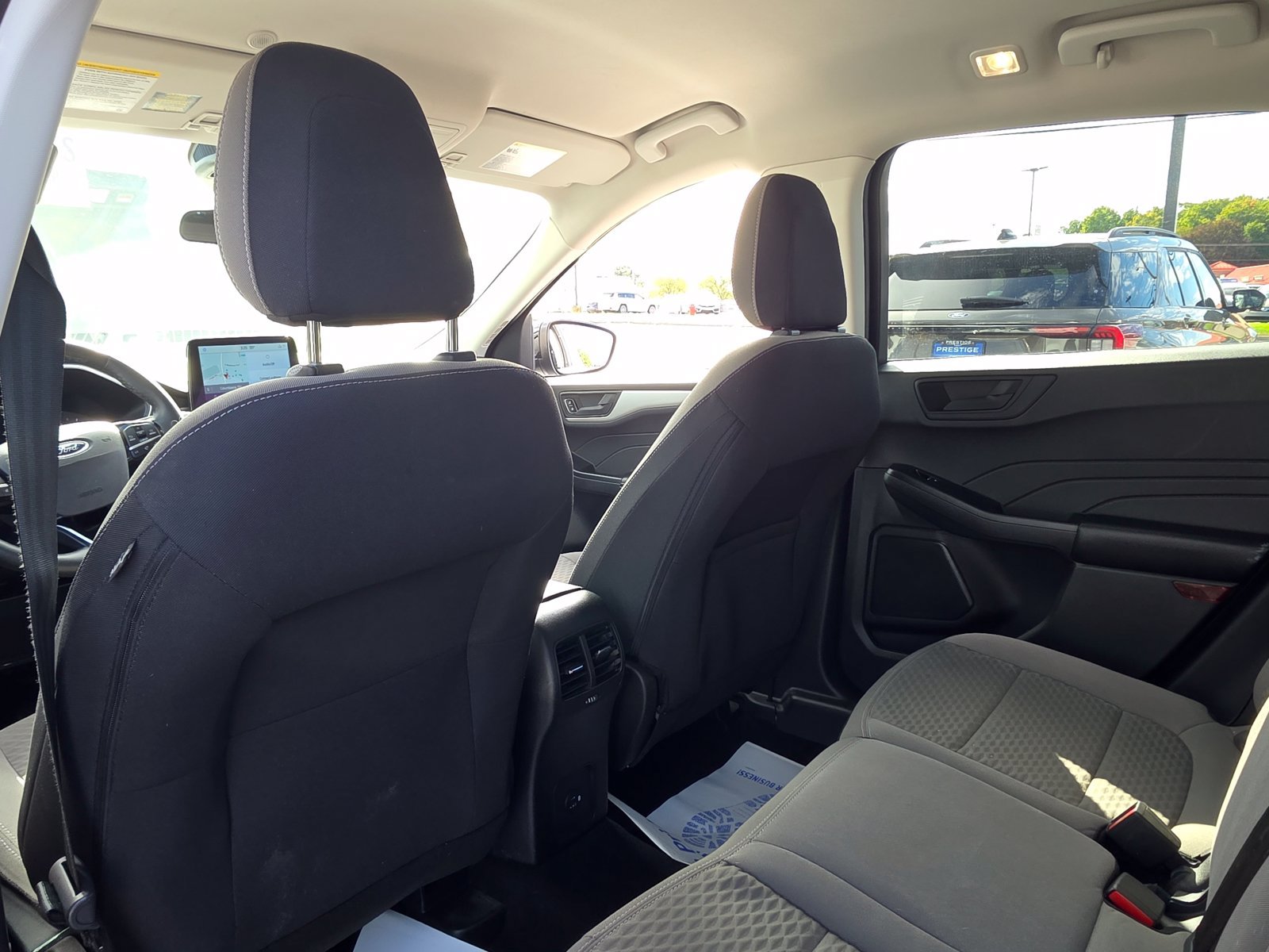 Used 2022 Ford Escape SE w/ SE Sport Appearance Package AWD/4WD image 23
