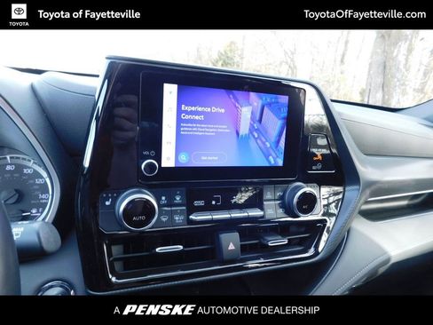 Used 2023 Toyota Highlander XSE image 10