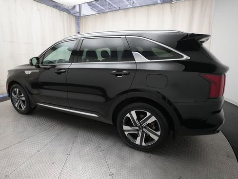 Certified 2023 Kia Sorento SX Prestige w/ Panoramic Sunroof Package AWD/4WD image 34