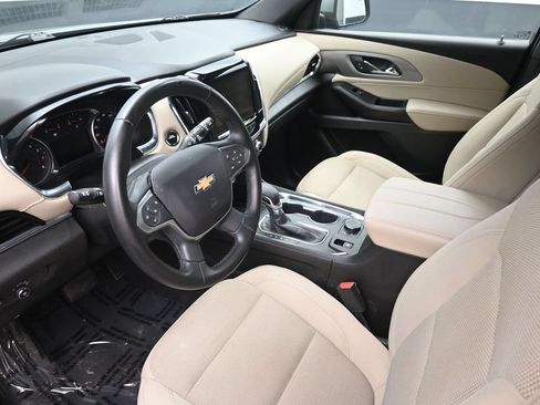 Used 2023 Chevrolet Traverse LT w/ LPO, Cargo Package AWD/4WD image 21