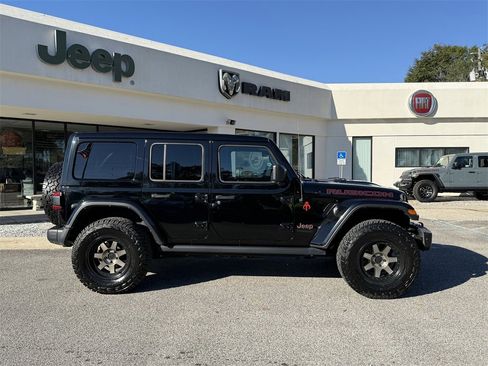 Used 2021 Jeep Wrangler Unlimited Rubicon image 4