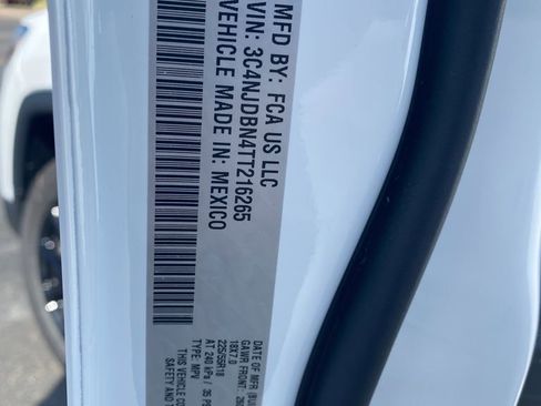 New 2026 Jeep Compass Latitude AWD/4WD image 41