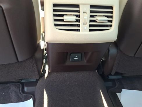Used 2016 Lexus ES 350 w/ Luxury Package w/Wood Trim FWD image 15