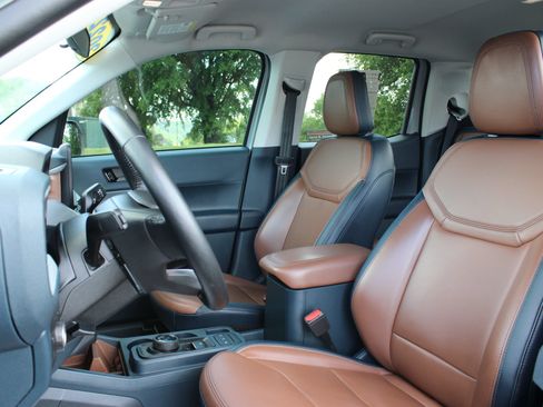 Used 2022 Ford Maverick Lariat w/ Lariat Luxury Package FWD image 15