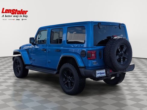 Used 2021 Jeep Wrangler Unlimited Sahara image 3