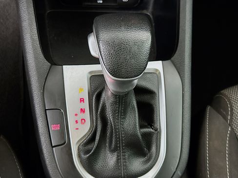 Used 2024 Kia Forte LXS w/ LXS Technology Package FWD image 19