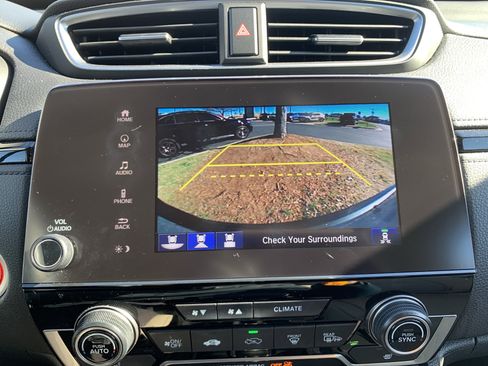 Used 2019 Honda CR-V Touring image 25