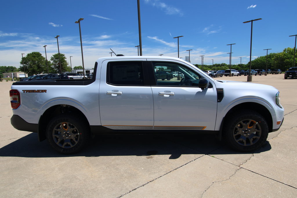 New 2026 Ford Maverick Tremor AWD/4WD image 4