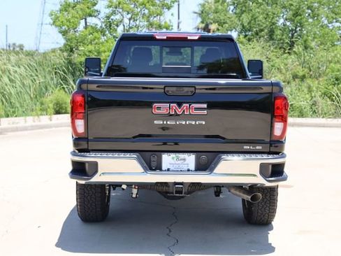 New 2026 GMC Sierra 3500 SLE w/ SLE Value Package AWD/4WD image 7