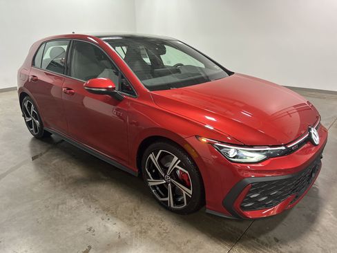New 2025 Volkswagen GTI SE image 2