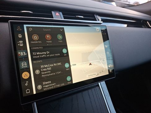 Used 2026 Land Rover Range Rover Velar Dynamic SE image 17