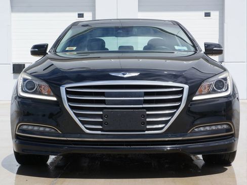 Used 2017 Genesis G80 3.8 w/ Option Group 02 image 3